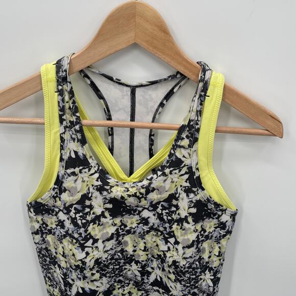 LULULEMON Inspiration Tank II // 6 - Picture 4 of 13